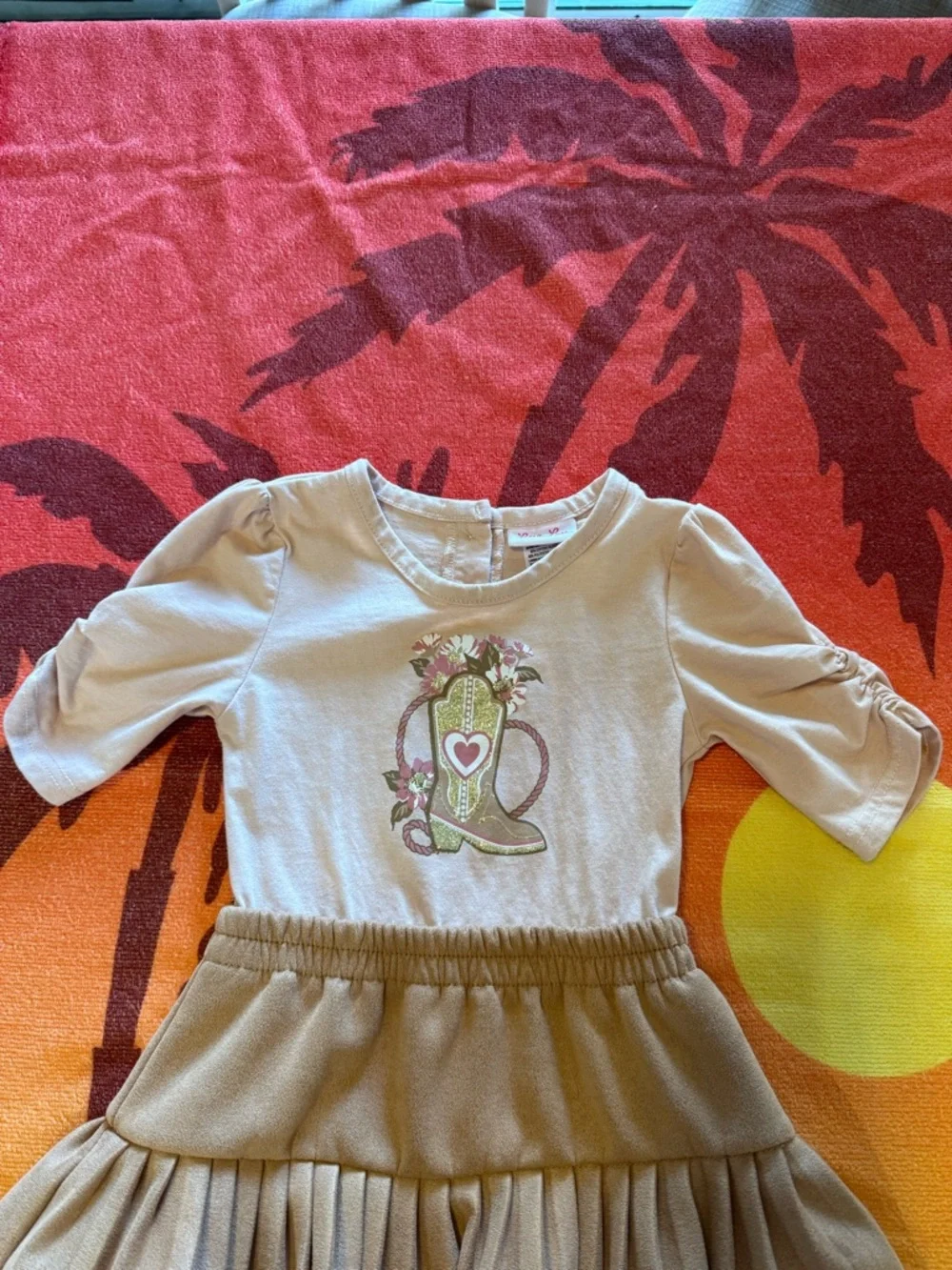 Little Lass Tan Top Tiered Brown Skirt With Boot Graphic Size 4T - Picture 4 of 9